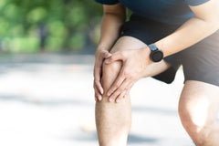 Consider Motive Before Knee Replacement Surgery