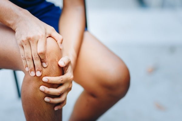 Side Knee Pain Unraveled: Causes, Diagnosis, and Effective Treatment - Motive Health